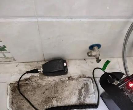 永平屋顶漏水维修公司分享下卫生间漏水的危害及解决方法